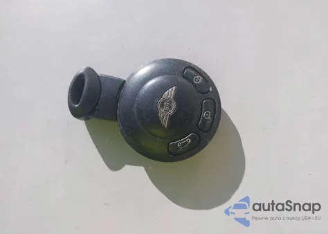 2008 Mini Cooper Clubman из США, поврежденный, VIN WMWML33508TJ46973